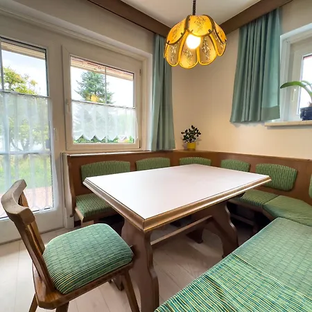 4-zimmer-wohnung Mit Terrasse 公寓 *