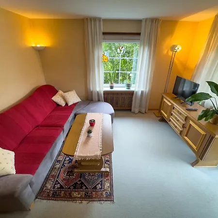4-zimmer-wohnung Mit Terrasse *